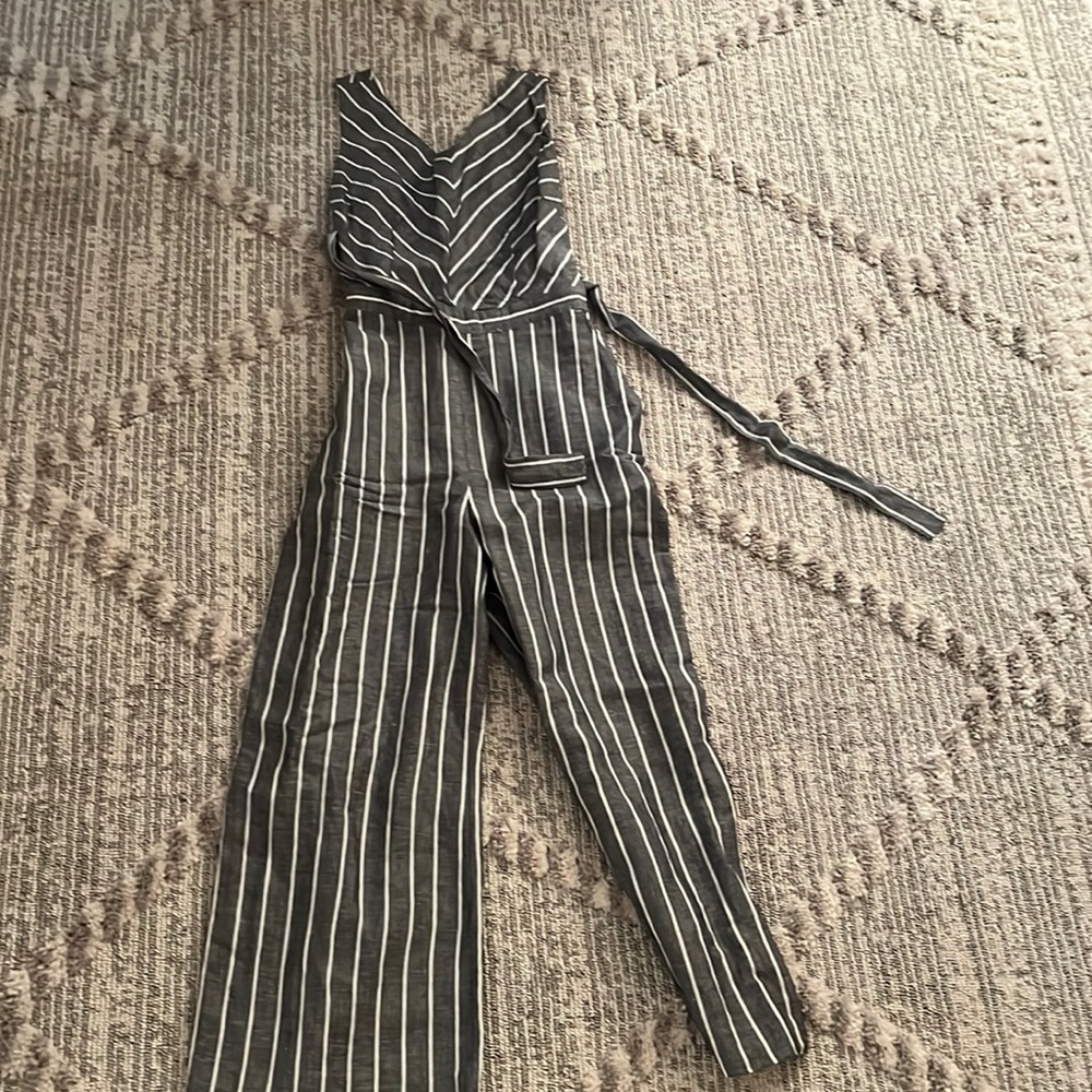 jumpsuit